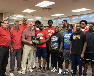 Local athletes with Alfa employees